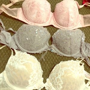 Fancy Lace Victoria secret bras 34c